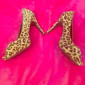 Leopard Print Peep-toe Pumps